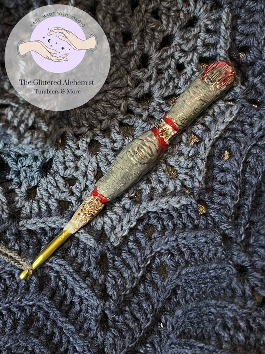 Sculpted Zombie Finger "H" Crochet Hook (Boye)
